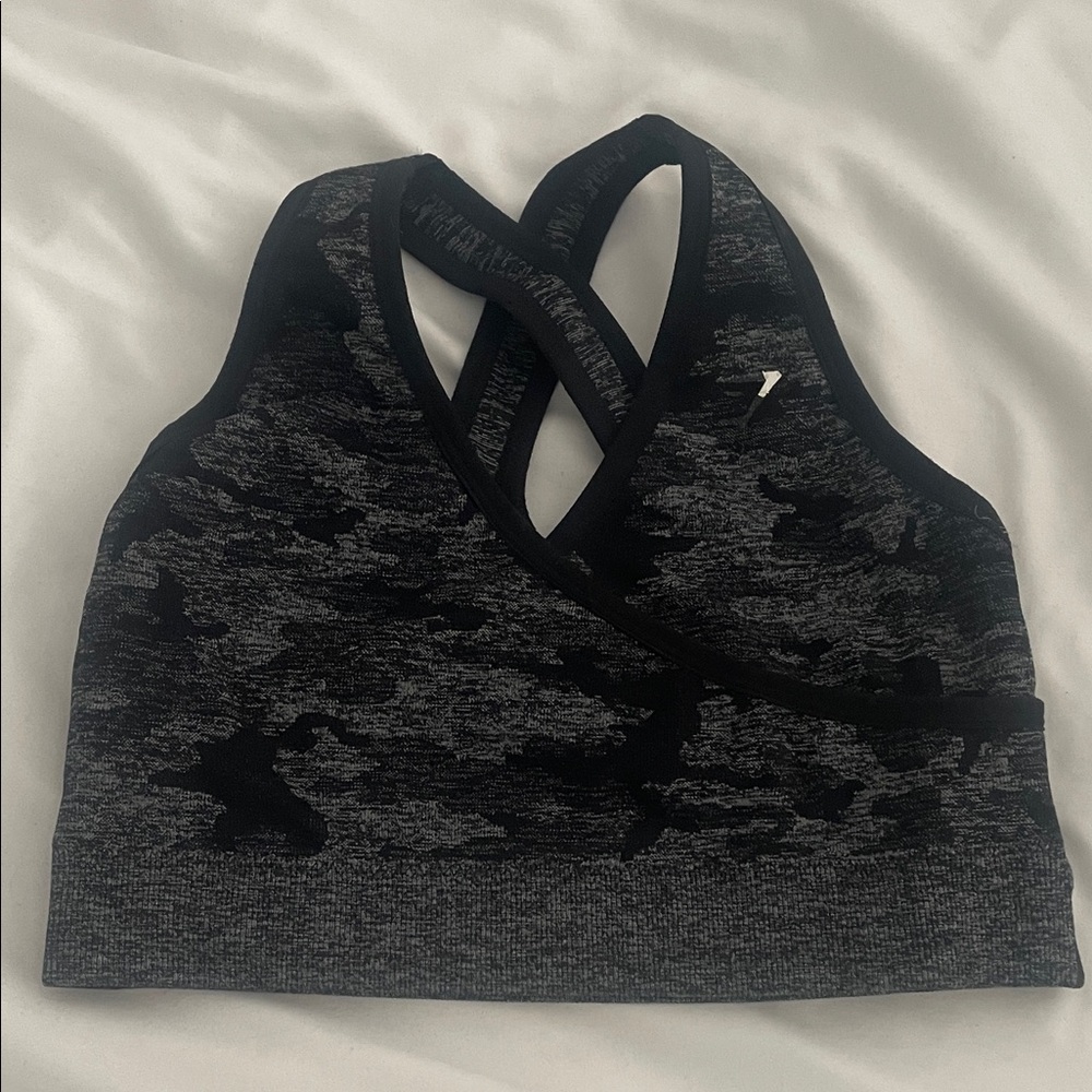 Women's Gymshark Camo Sports Bra